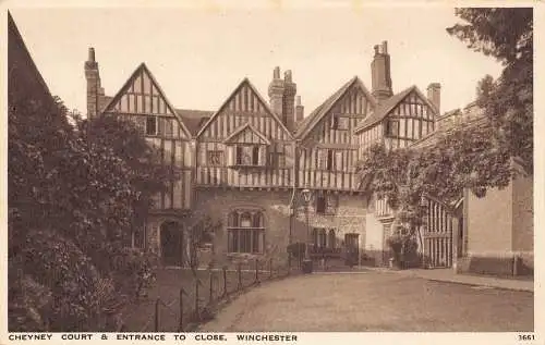 L247 England Cheyney Court Eingang zum Schließen Winchester Vintage Postkarte