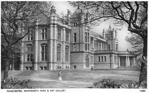 L247 England Manchester Whitworth Park and Art Gallery Vintage Postkarte
