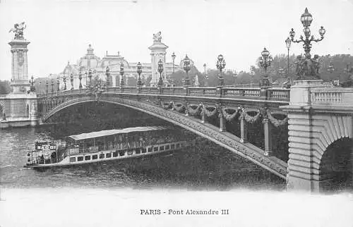 A819 Frankreich Paris Pont Alexandre III Brücke Boot Vintage Postkarte