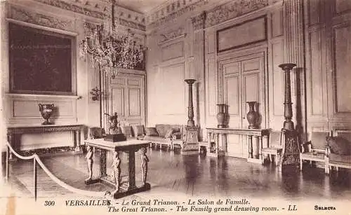 A824 Frankreich Versailles Große Trianon Familie Grand und Salon Postkarte
