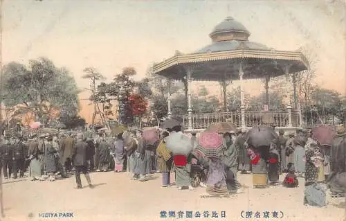 L274 Japan Higiya Park Geishas Regenschirme Menschenmenge Vintage Postkarte