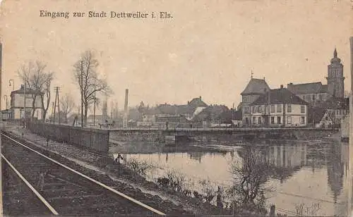 A827 Deutschland Eingang zur Stadt Dettweiler i Elsbrücke Eisenbahn Vintage Postkarte