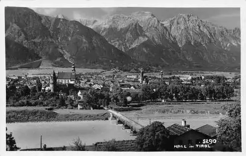 L098 Österreich 30er Jahre Hall in Tirol Brücke Stadtansicht Berg Vintage Postkarte