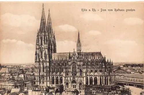 L120 Deutschland Köln Köln a Rhein Kirche Ansicht vom Rathaus Vintage Postkarte