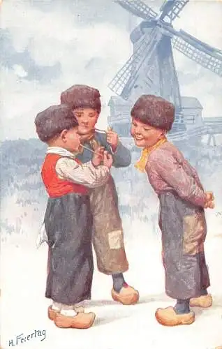 L126 Grüße 1913 Jungen rauchen Pfeifen Windmühle signiert Feiertag Vintage Postkarte