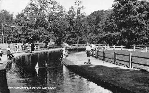 A207 Niederlande 1959 Arnheim Boote über den Fluss Sonsbeek Park Vintage Postkarte