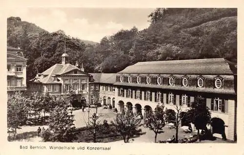 A208 Deutschland Bad Bertrich Wandelhalle und Konzerthaus Vintage Postkarte