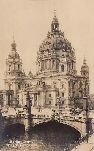 L124 Deutschland Berliner Dom Vintage Postkarte