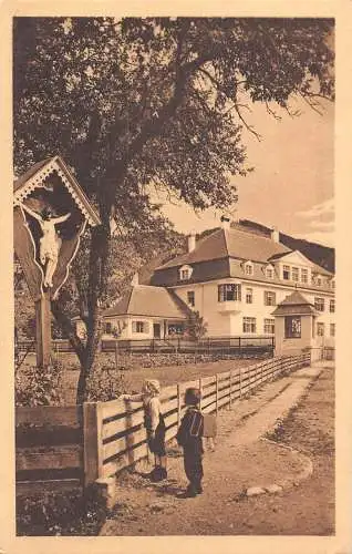 A216 Deutschland Oberammergau Neue Schnitzschule Schulknaben Kreuz Vintage Postkarte