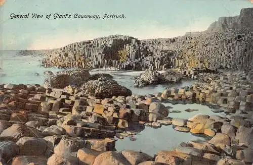A030 Irland Gesamtansicht von Giant;s Causeway Portrush Vintage Postkarte