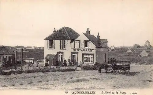 A843 Frankreich Audresselles Hotel de la Plage Strandkutsche Vintage Postkarte