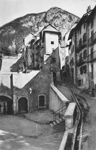 A841 Frankreich Briancon Petite Gargouille et Croix Byrrh Schild Werbe Postkarte