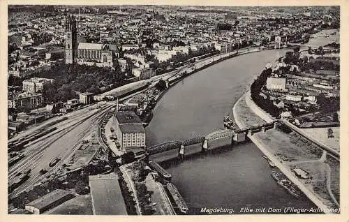 L262 Deutschland 1935 Magdeburg. Elbe mit Dom (Flieger-Aufnahme) alte Postkarte