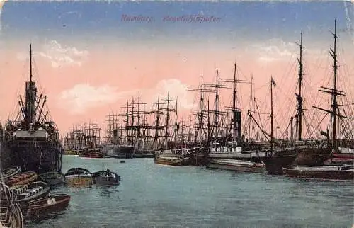 A232 Deutschland 1917 Hamburg Dampfschiffe Hafen Feldpost 1. Weltkrieg Vintage Postkarte