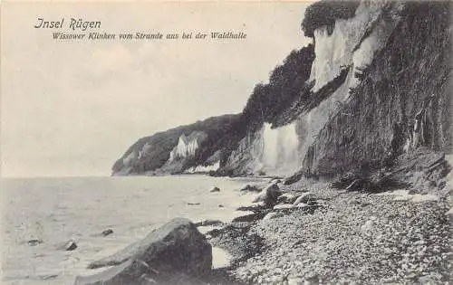 L306 Deutschland Insel Rügen Wissower Klinken vom Strande bei Waldhalle Postkarte