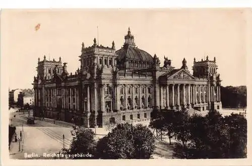 L305 Deutschland Berlin Reichstagsgebaeude RPPC Vintage Postkarte