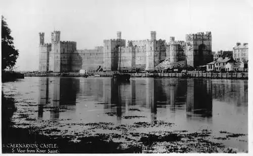 A241 Wales Caernarfon Castle Ansicht vom River Saint Vintage Postkarte