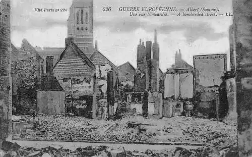 C002 Frankreich, Paris, Eine bombardierte Straße Vintage Postkarte