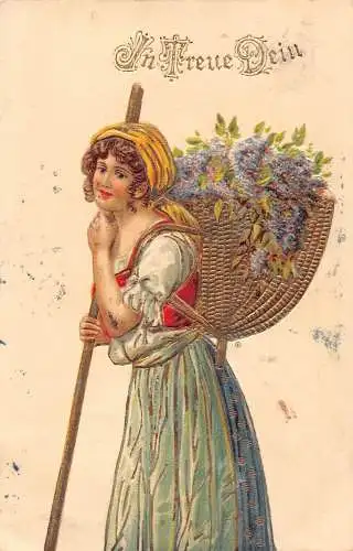 Treue Bäuerin mit Blumenkorb hinten 1912 geprägte Postkarte