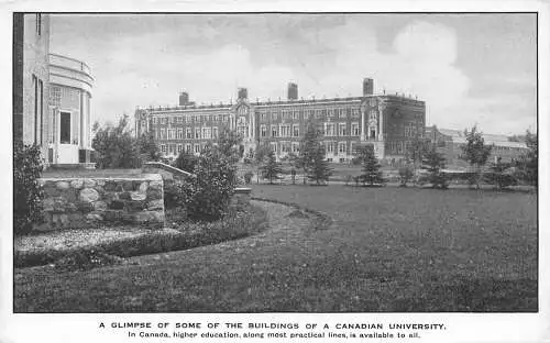 C006 Kanada, Canadian University, Vintage Postkarte