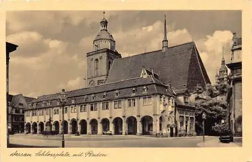 A063 Deutschland Dessau Schlossplatz mit Budenplatz Schloss Vintage Postkarte