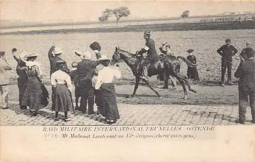 A881 Belgien Militärüberfall International Bruxelles Ostende Pferd Postkarte