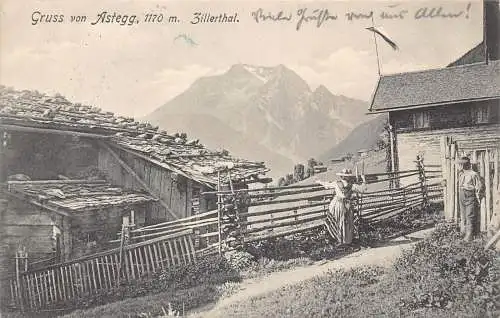 A075 Österreich Gruss von Astegg Holzhaus Bäuerin Mann Vintage Postkarte