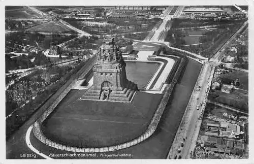 A066 Deutschland 1935 Leipzig Voelkerschlachtdenkmal Denkmal Luftaufnahme Postkarte