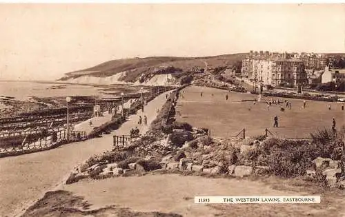 A904 England The Western Lawns Eastbourne Vintage Postkarte