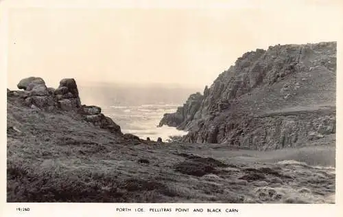 A918 England Porth Loe Pellitras Point und Black Carn RPPC Vintage Postkarte