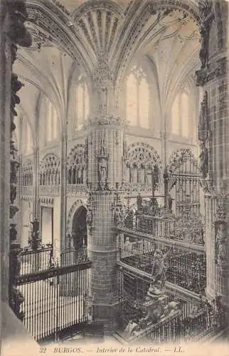A899 Spanien Burgos Innenraum der Kathedrale Vintage Postkarte