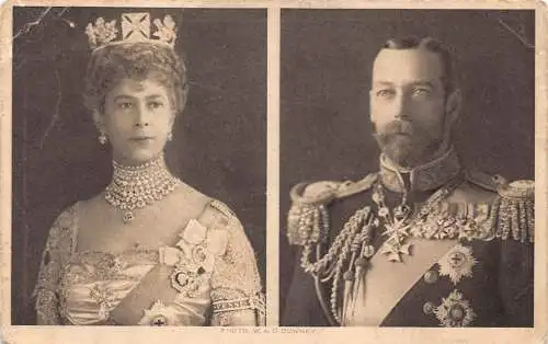 A911 Christmas British Royalty Card King George V and Queen Mary 1914 Postkarte