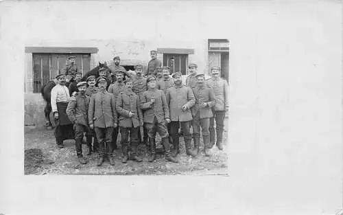 L076 Deutschland WK 1919 Militär Echtfoto Feldpostkarte