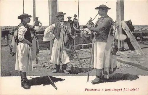 A915 Ungarn Pasztorok a hortobagyi kut korul Schäferhund ethnische Vintage Postkarte