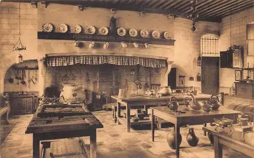 A098 Belgien Brügge Hotel Gruuthuse Küche Interieur Keramik Vintage Postkarte