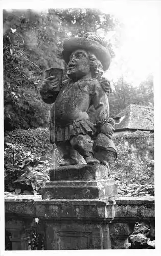 L216 Deutschland KWeikersheim Schlosspark Wichtel Statue Vintage Postkarte