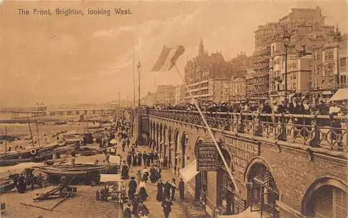 A949 England 1914 The Front Brighton Looking West Frühstück Abendessen Boot Postkarte
