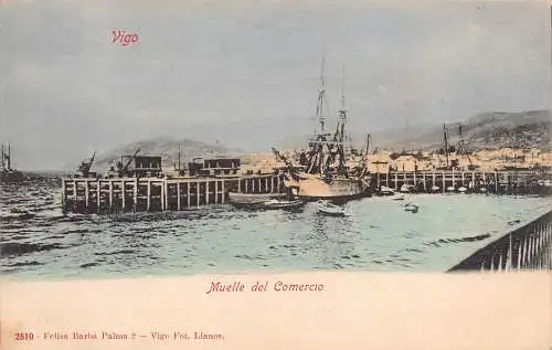 A957 Spanien Vigo Muelle de Comercio Boote Vintage Postkarte