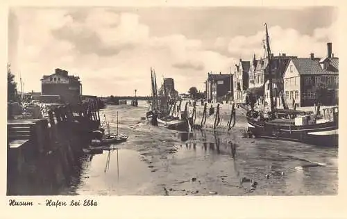 L107 Deutschland Husun Hafen Schiffe Boote Echtfoto Postkarte