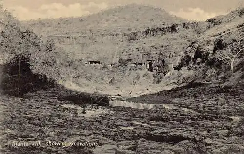 L377 Indien Ajanta Hügel zeigt Ausgrabungen Felsen Vintage Postkarte