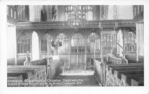 A982 England Interieur der St Saviour's Church Dartmouth Vintage Postkarte