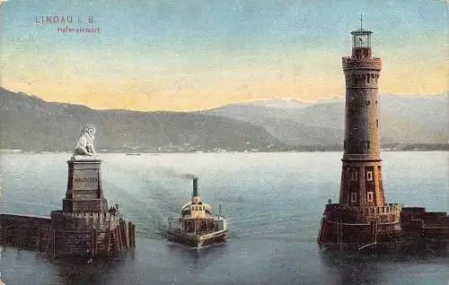 A139 Deutschland Lindau i B Hafeneinfahrt Leuchtturm Hafen Dampfschiff Postkarte