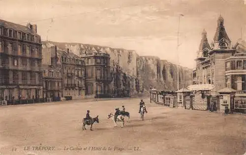 C071 Frankreich Le Treport Le Casino et l'Hotel de la Plage 1915 alte Postkarte