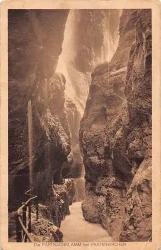 L213 Deutschland Partnachklamm bei Partenkirchen Höhle Vintage Postkarte