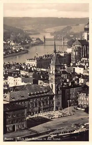 L212 Deutschland Passau Blick über Rathaus und Inntal RPPC Vintage Postkarte