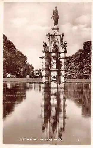 L232 England Diana Pond Bushey Park Monument RPPC Vintage Postkarte