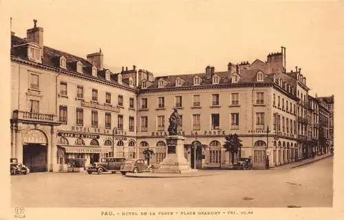 A827 Frankreich Pau Hotel de Poste Place Gramont Cafe de L'Union Autos Postkarte