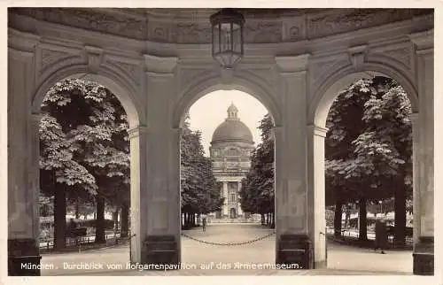 Deutschland München RPPC Hofgartenpavillon auf Armeemuseum Postkarte