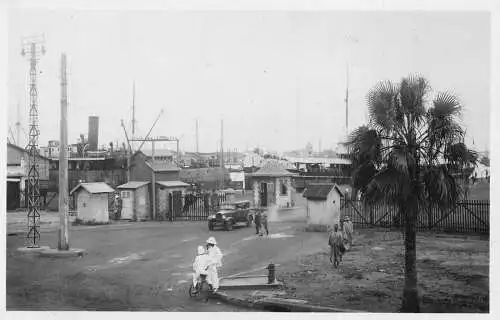 Senegal Dakar Einfahrt Hafen Hafen Radfahrer Auto Dampfschiff RPPC Postkarte