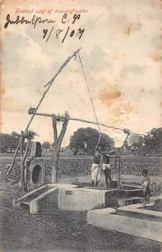 A994 Indien 1907 Alte Art Wasser zu ziehen Brunnen Ureinwohner Männer Ethnische Postkarte